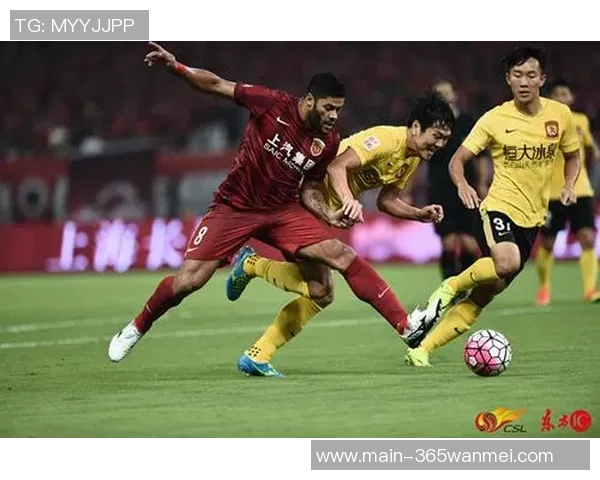 足球之夜恒大篇激情对决展现球队风采与球迷热情的完美结合 足球之夜恒大篇激情对决展现球队风采与球迷热情的完美结合